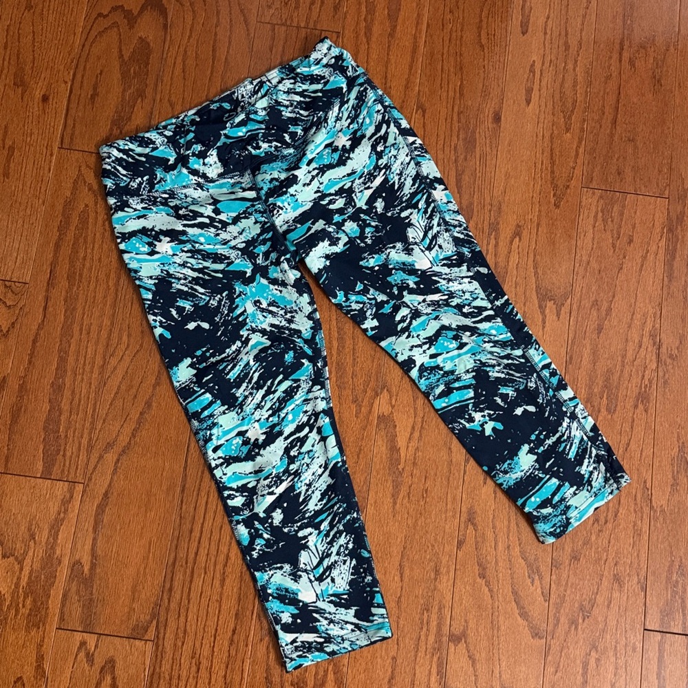 IKONIK capris length shades of Blue leggings - Size Large